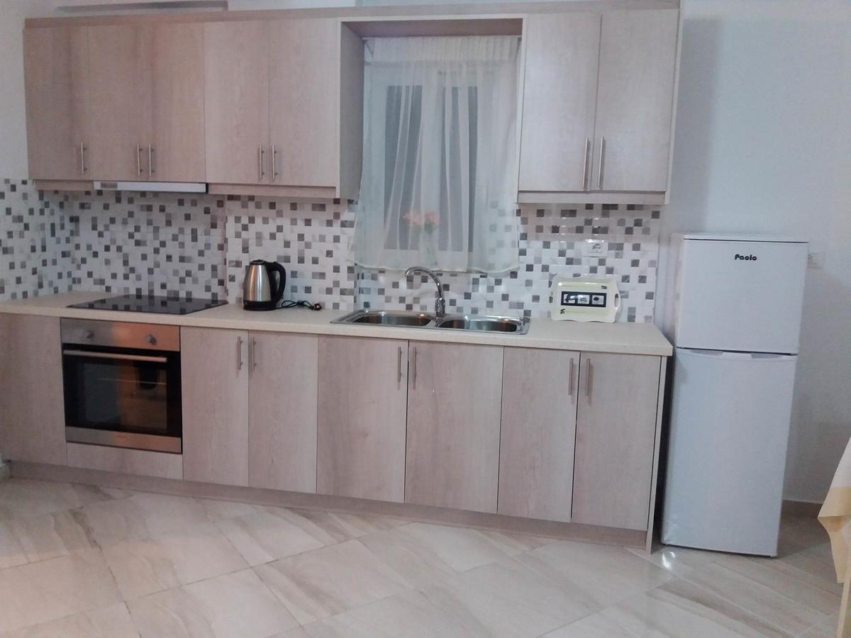 Zeta'S Apartments Sarande Ngoại thất bức ảnh