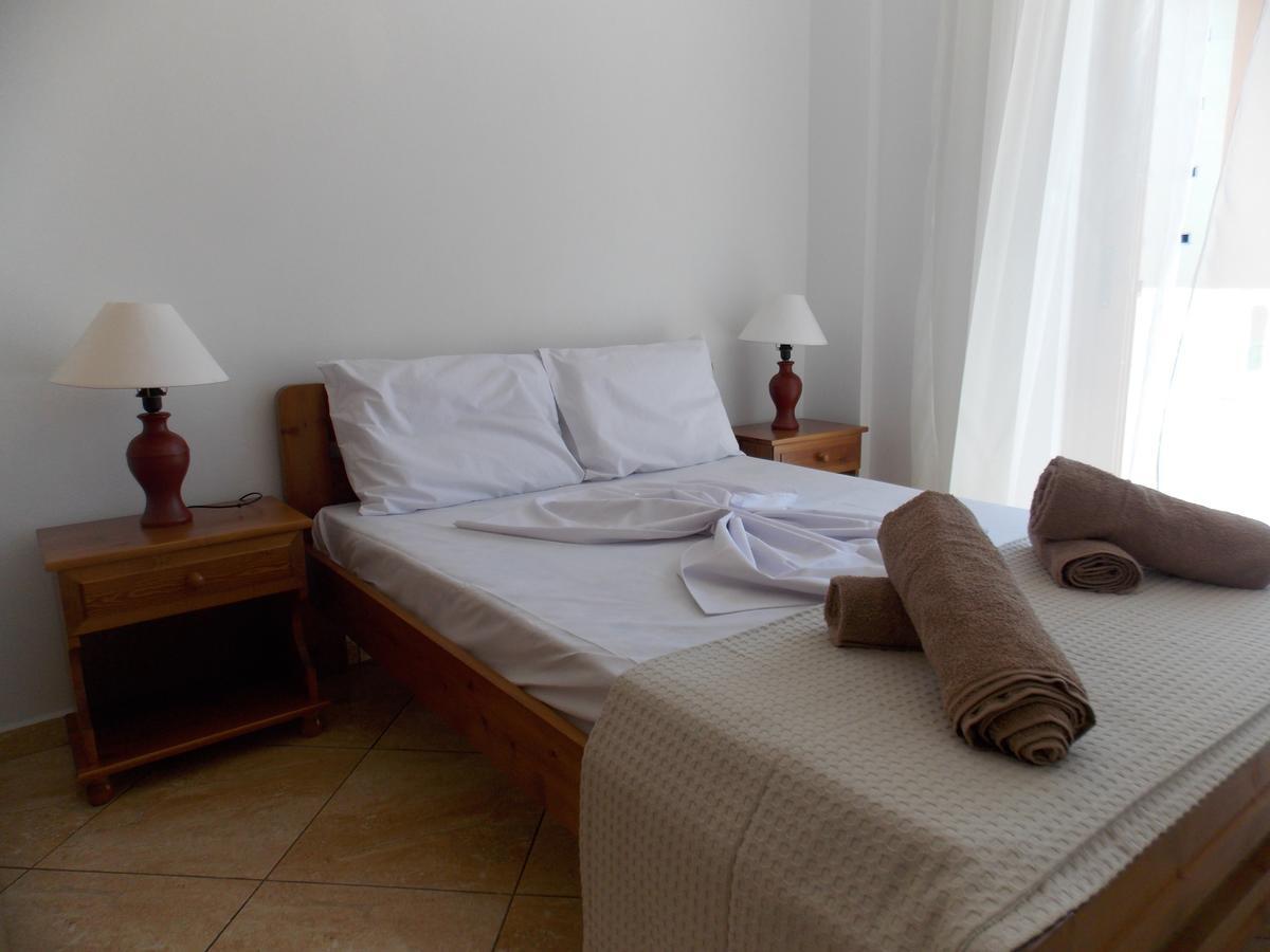 Zeta'S Apartments Sarande Ngoại thất bức ảnh