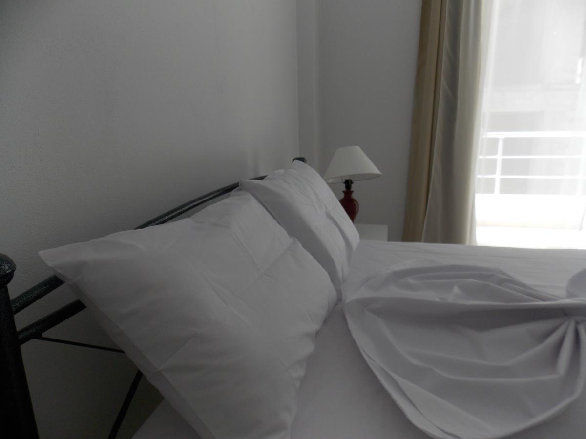 Zeta'S Apartments Sarande Ngoại thất bức ảnh