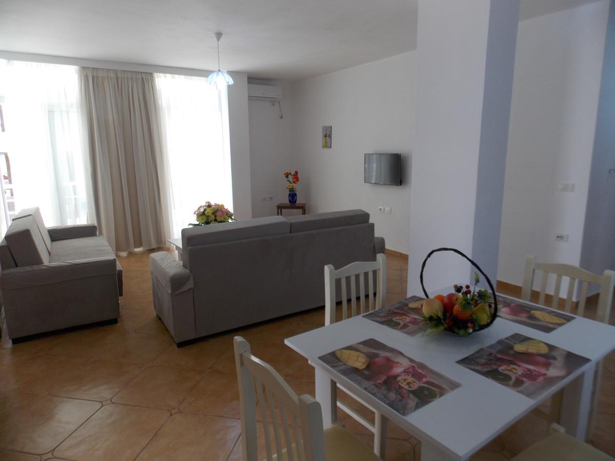 Zeta'S Apartments Sarande Ngoại thất bức ảnh
