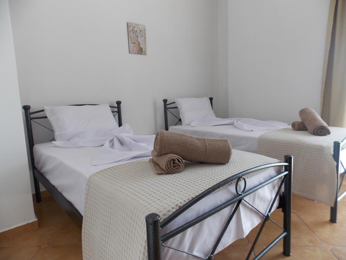 Zeta'S Apartments Sarande Ngoại thất bức ảnh