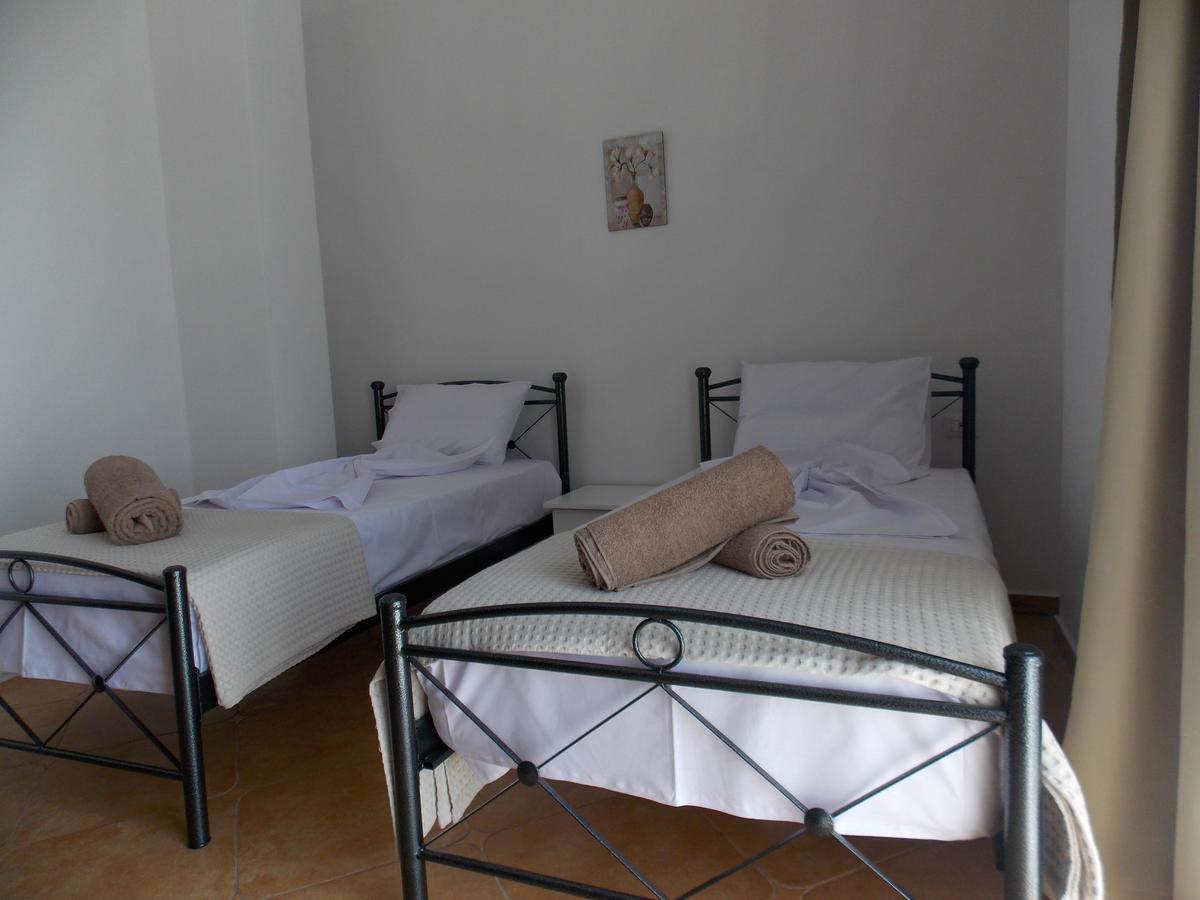 Zeta'S Apartments Sarande Ngoại thất bức ảnh